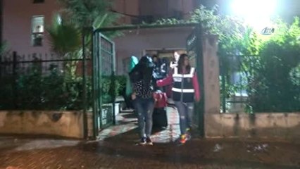 Fakir Kadınları "Çok Para Kazanacaksınız" Deyip Fuhşa Sürüklemişler