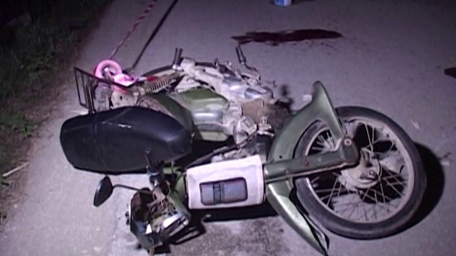 LUSHNJE, NJE 76 VJEÇAR HUMBI JETEN PASI MOTORI ME TE CILIN UDHETONTE U PERPLAS NGA NJE ZETOR LAJM