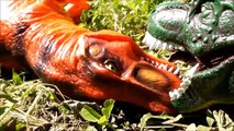 Big Tyrannosaurus Rex vs T Rex Toys Dinosaurs For Kids Jurassic Park Battle