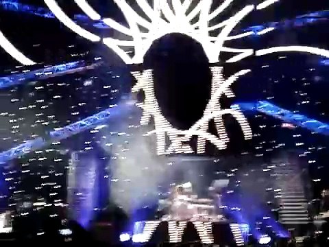 Muse - New Born clip, Seaclose Park, Isle of Wight Festival, Newport, UK 6/9/2007