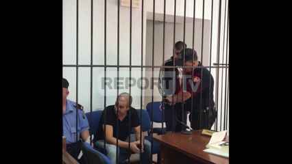 Report TV - Sarandë, tentuan të vidhnin bankomatin, gjykata i lë në burg