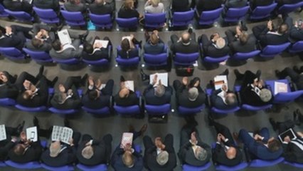 Ultraderecha y Schäuble protagonizan el arranque del nuevo Parlamento alemán