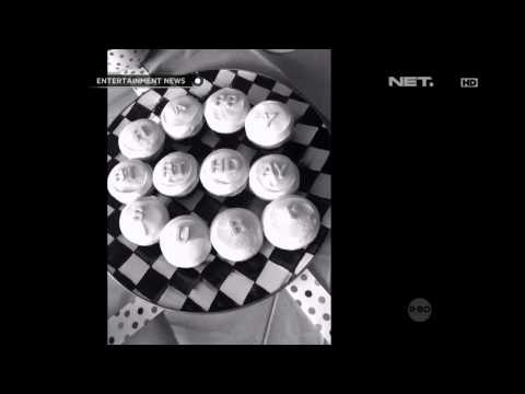 Katie Holmes mengupload foto kue ulang tahun putrinya