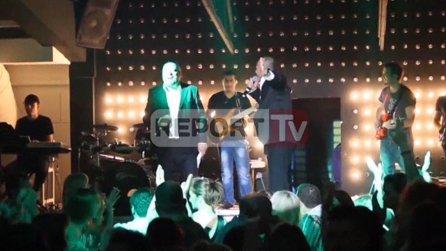 Report TV - Taksa/Ja sa do të paguajnë lokalet për të drejtën e autorit