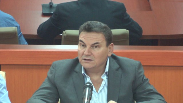 HAKI ÇAKO PARALAJMERON VETING EDHE NE RADHET E POLICISE, “SEKUESTRO PASURIVE TE KRIMIT” LAJM