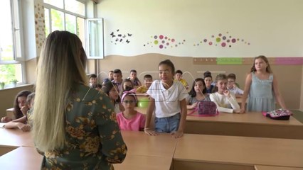 Почна учебната година во основните и средните училишта