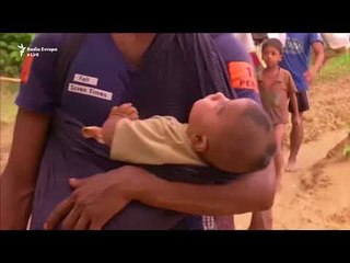 BOTA MYSLIMANE DENON ASHPER  DHE PROTESTON KUNDER MASKRAVE TE USHTRISE NE MIANMAR LAJM