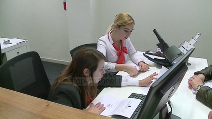 Gratë i afrohen burrave. Ngushtohet diferenca në paga - Top Channel Albania - News - Lajme