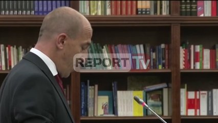 Report TV - Maqedoni, "gjuha shqipe" në parlament, Gruevski kundër