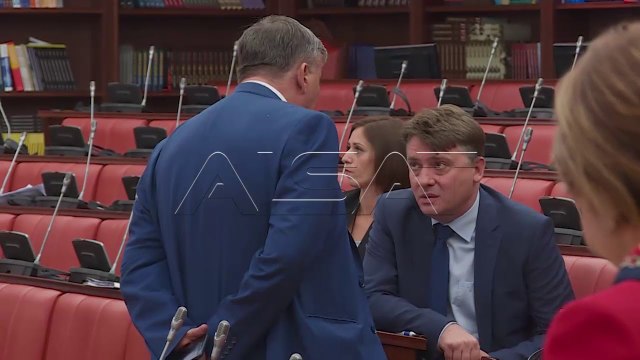 Ligji për gjuhët, përplasje mes deputetëve të LSDM-së dhe VMRO DPMNE-së