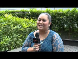 Tike Priatna mengajarkan religi kepada anak