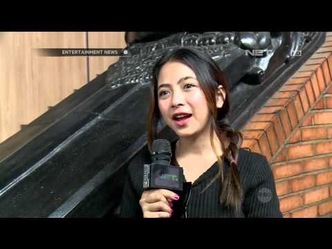 Selebriti yang memiliki pacar berbeda negara