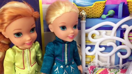 Frozen Elsa Has Triplet Babies! With Frozen Elsa and Anna Toddlers Plus More!