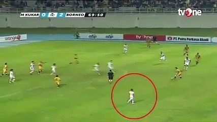 A lightning-fast counter from Terens Puhiri in Indonesia Liga 1