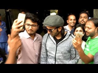 Ranveer Singh Gets ANGRY At Fans For Damaging His Shoes