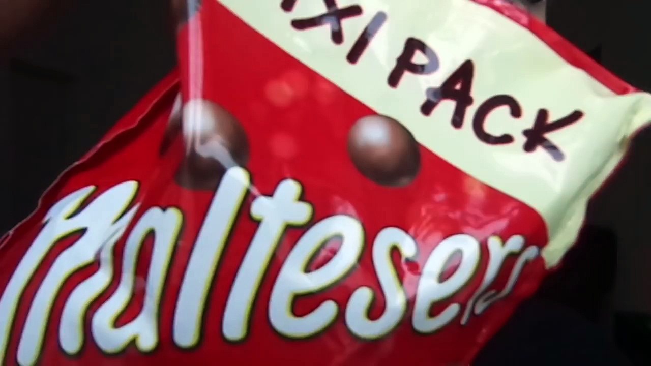 ASMR EATING: CRISPY MALTESERS (Extreme Eating S...