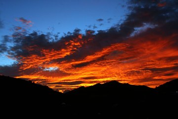 La Dispersión de Rayleigh Experimento, ¿Por qué el cielo es azul y el atardecer rojo?