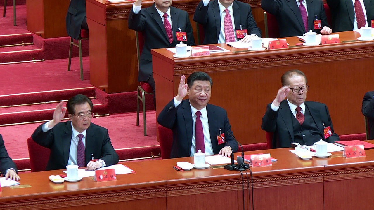 En Chine, Xi Jinping devient l'égal politique de Mao