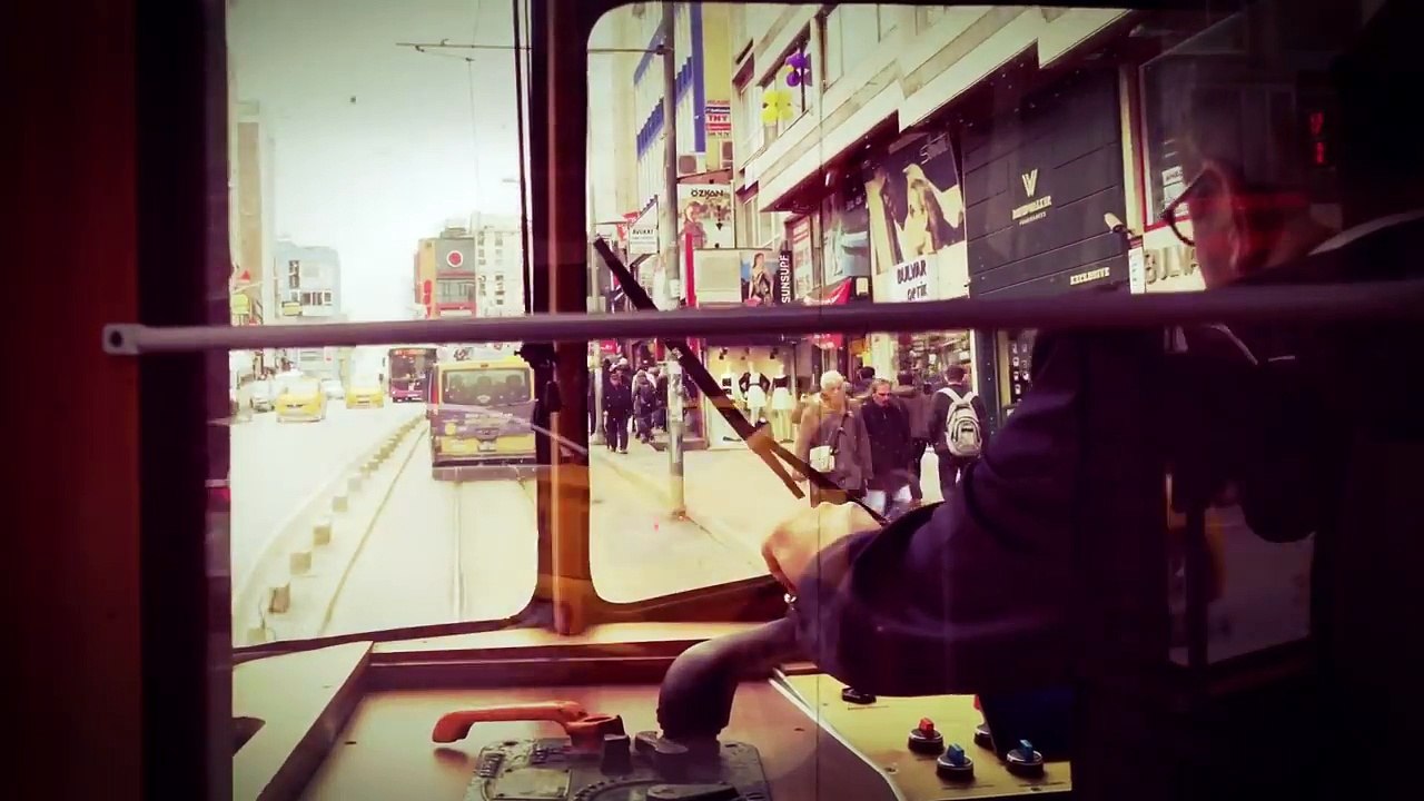 Dönersen Islık Çal  Manuş Baba (Video Klip)