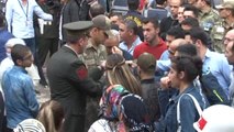 Şehit Asker İçin Tören Düzenleniyor