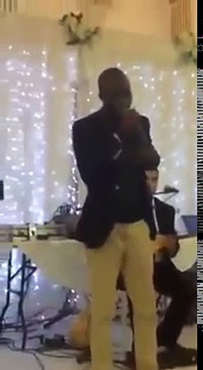 Afrikalı Gençten Müthiş Kürtçe Şarkı-Gulamın