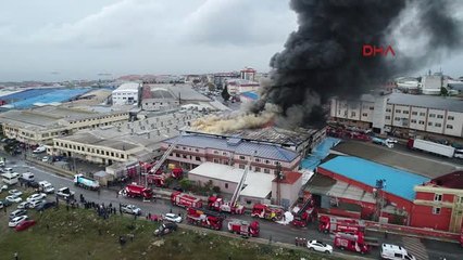 Beylikdüzü'ndeki Fabrika Yangınının Havadan Görüntüleri