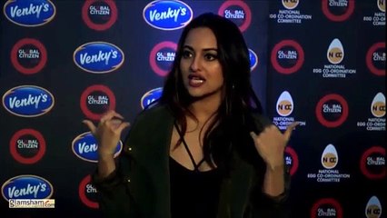 132.Sonakshi Sinha raps at COLDPLAY concert