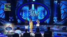 Sunidhi sings 'Phoolon Ka Taroon Ka...' On Indian Idol 6 - HQ