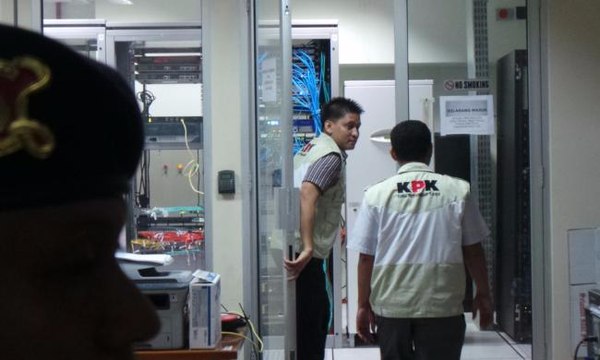 Polisi Kembali Geledah Kantor Kadis Lingkungan Hidup Batam