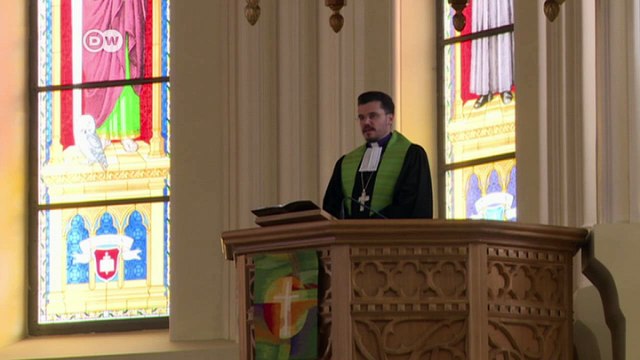 Moscow cathedral returns to Lutheran church | DW English