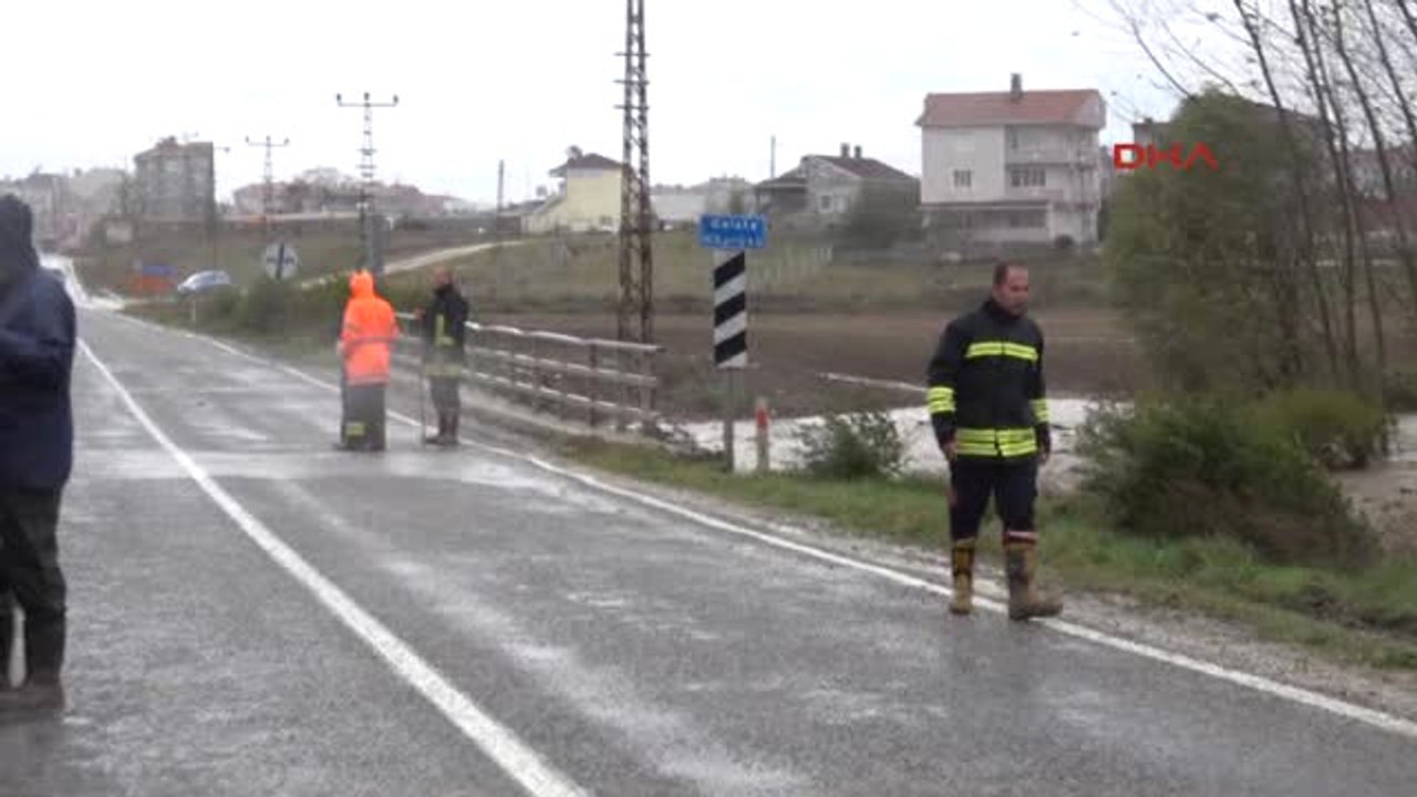 Tekirdağ Sarayda Askeri Araç Devrildi 1 Asker Kayıp 9