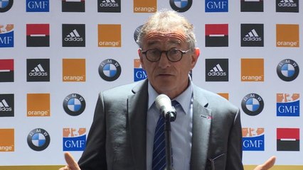 XV de France - Novès : "Obligé de faire des choix"