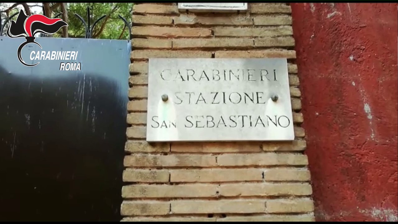 San Tarcisio, pescavano denaro nella cassetta delle offerte della chiesa. Due in manette