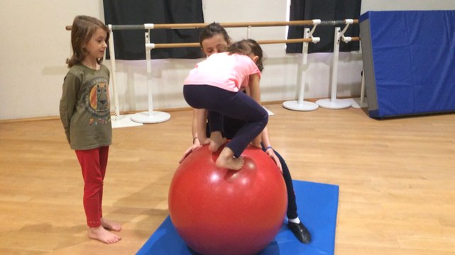 Le stage de cirque à la maison d’animation et de loisirs d’Auray