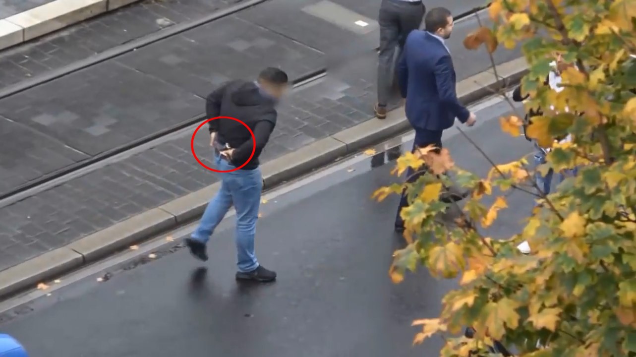 Lors d'un mariage des coups de feu sont tirés en l'air.