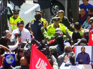 Reacciones por decisión de personería jurídica para ONG