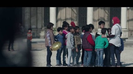 مسلسل الخروج - يا ترى القاتل الحقيقي هينفذ تهديده للمحامية ليلى فى هذا المشهد ؟ .. فكر معانا