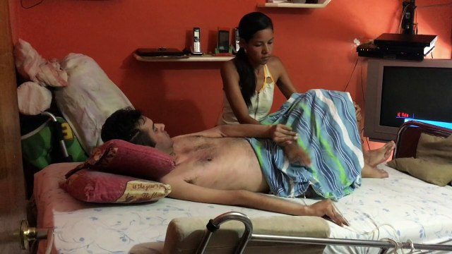 Sin comida ni medicinas, cuadripléjico venezolano pide eutanasia
