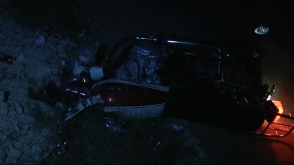 Bariyerlere Çarpan Motosikletli Hayatını Kaybetti