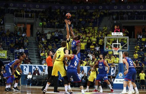 Euroleague'deki Türk Derbisinde Kazanan F.bahçe