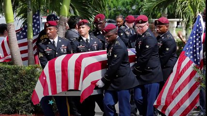 CNN Host Pushes Gold Star Mom to Bash Trump, Mom Doesn’t Take the Bait