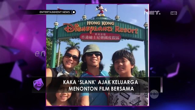 Kaka Slank Ajak Keluarga Menonton Film Bersama