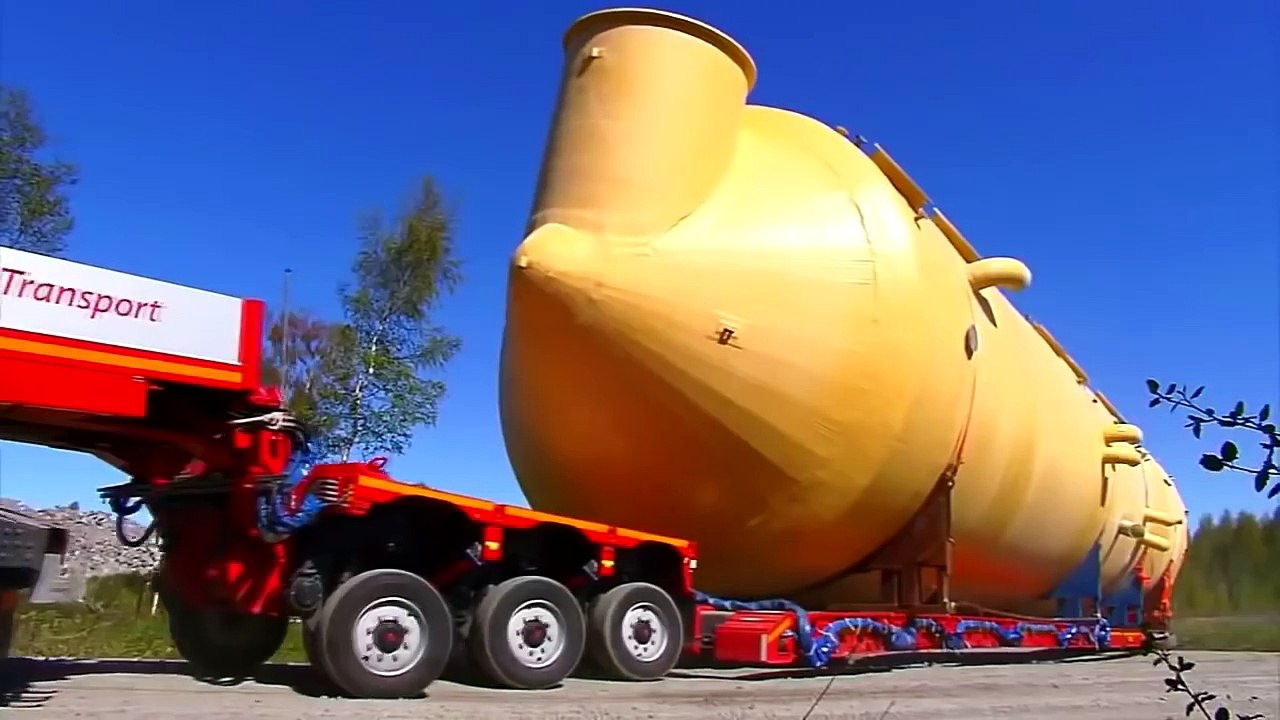 The Biggest Carriers And Trucks In The World! Dangerous Oversize Load Transportation Road Train