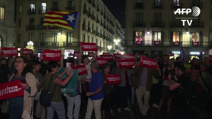 Se manifiestan independentistas contra intervención de Caraluña