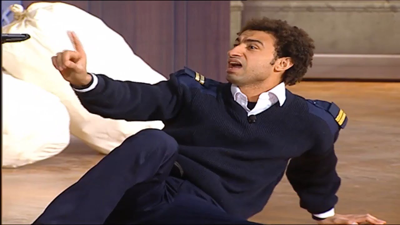 علي ربيع والمصحف ما تقتلنى يا عم ( هتموت من الضحك ) ... #تياترو_مصر