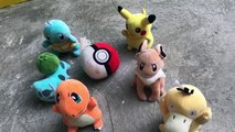 POKEMON PLUSHIES WAR! Pikachu vs. Snorlax with Squirtle, Charmander and Bulbasaur-CISWWDqHR8A