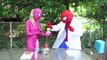 Dev Yılan vs Joker Köpek! Örümcek Adam ve Elsa Mad Scientist Superhero Fun !!
