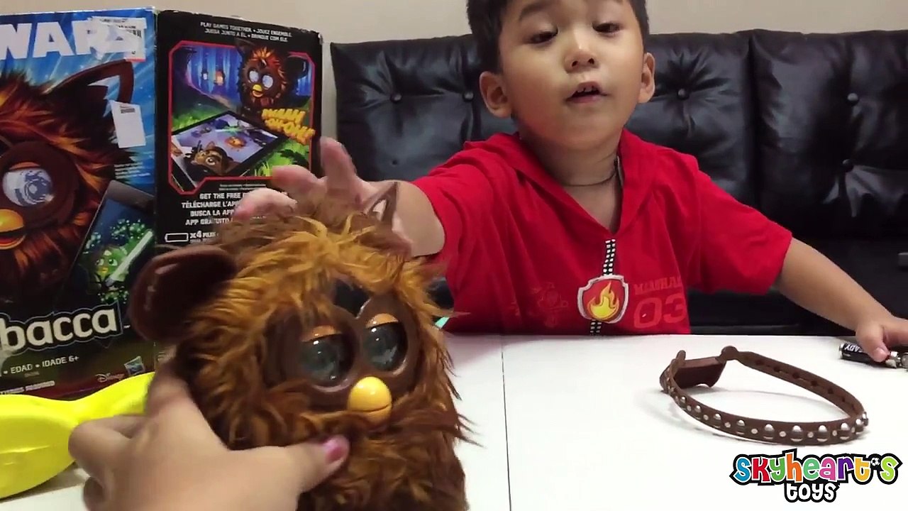 Star Wars FURBACCA - It's Chewbacca in Furby form _ Playtime with star wars toys for kids-H29bO3-YaAI