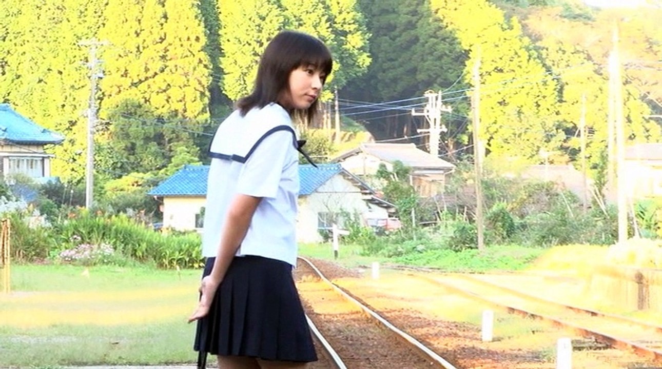 スマイレージ 福田花音 ファーストソロ写真集 『 かにょん17 』 メイキングDVD 121215  (h.264 720x480)