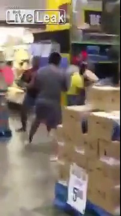 Pak'nSmash: Mass brawl in Auckland supermarket